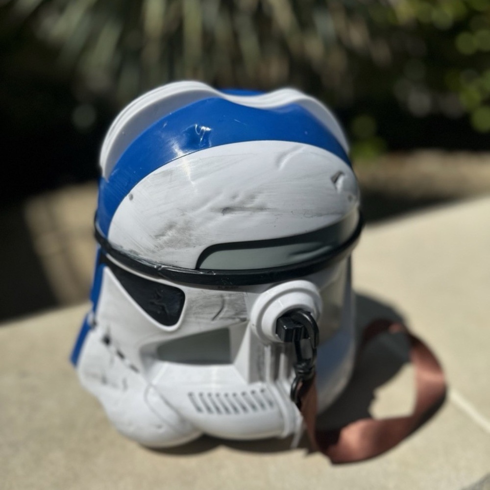 Disney Parks Star Wars Salvaged Clone Trooper Helmet Popcorn Bucket - Picture 5 of 10